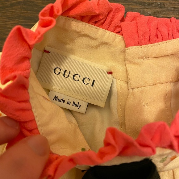 Gucci - Picture 2 of 3